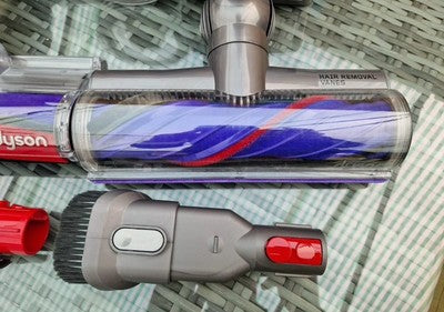Dyson V8™ Total Clean Stick Vacuum Cleaner (Black/Silver) Used Perfect