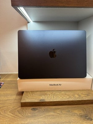 Apple MacBook  Air 2025, M4 Chip, 24GB RAM, 512GB SSD, 15 Inch in Midnight VAT