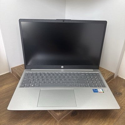 HP Pavilion SE Laptop i5-13gen 16GB RAM, 512GB SSD, 15.6 Inch, 15-fd0044na VAT
