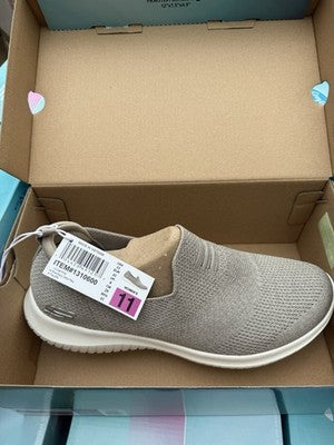 Trainers Skechers Ladies Taupe Size UK 8 / Brand Ultra Flex Memory Foam New