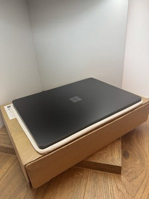 Microsoft Surface Laptop 7, Copilot+ PC, Snapdragon X Plus 16GB RAM, 1TB SSD VAT