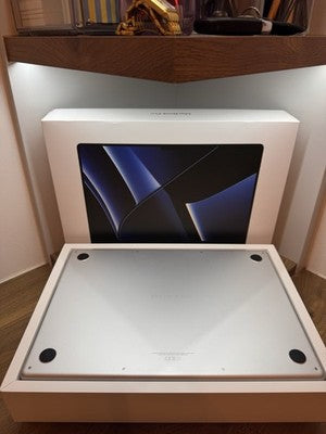 Apple MacBook Pro Silver 16" M2 Pro 12C CPU/19C GPU 16GB RAM 1TB SSD VAT 2023
