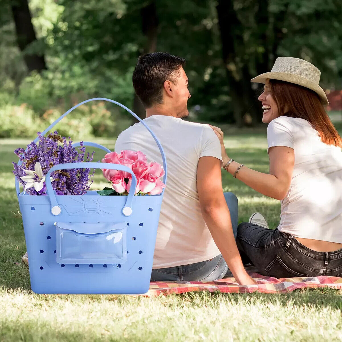 Beachcomber Beach Tote Bag in Blue