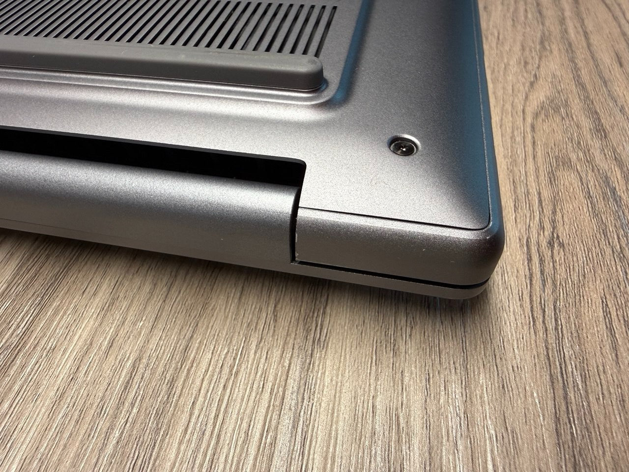 Lenovo IdeaPad Pro 5 Core Ultra 5 24GB RAM 1TB SSD 16 In OLED Laptop 83JM0039UK