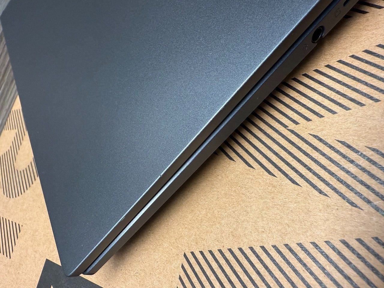 ASUS VivoBook Pro 14 OLED K3400PH-KM134W i5 512GB SSD NVIDIA GTX 1650 Iris XE