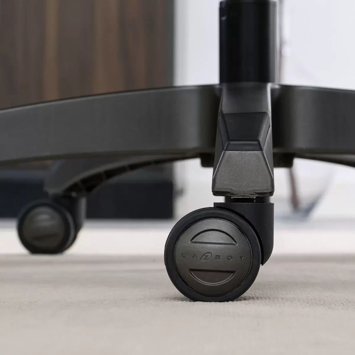 La-Z-Boy Manager Office Chair with Flip Up Arms Brand New VAT