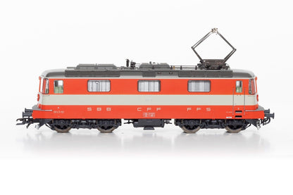 Roco 63842 Class Re 4/4 II BR 11141 of the SBB in Orange and Grey Swiss Express