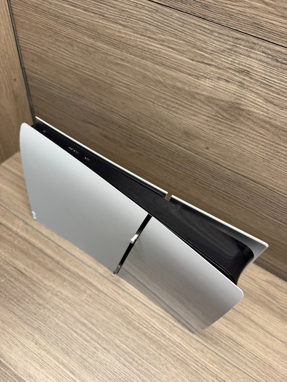 SONY PlayStation 5 Digital Edition CFI-2016 Model DualSense wireless controller