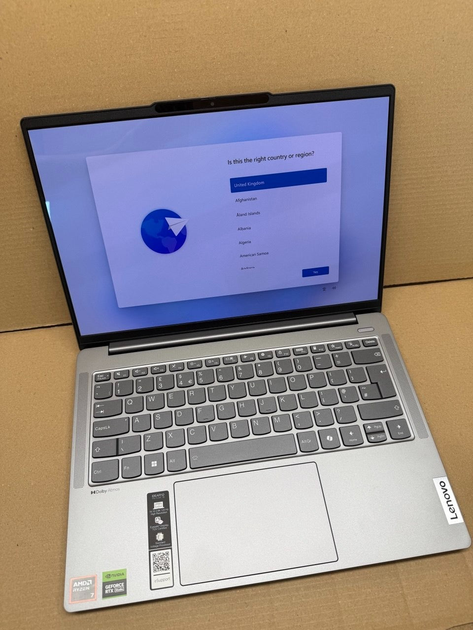 Lenovo Laptop IdeaPad Pro 5 AMD Ryzen 7, 16GB RAM, 512GB SSD, NVIDIA GeForce RTX