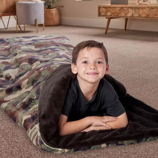 Camouflage Faux Fur Slumber Bag 137 x 142 cm Northwest Cloud Touch Super Soft