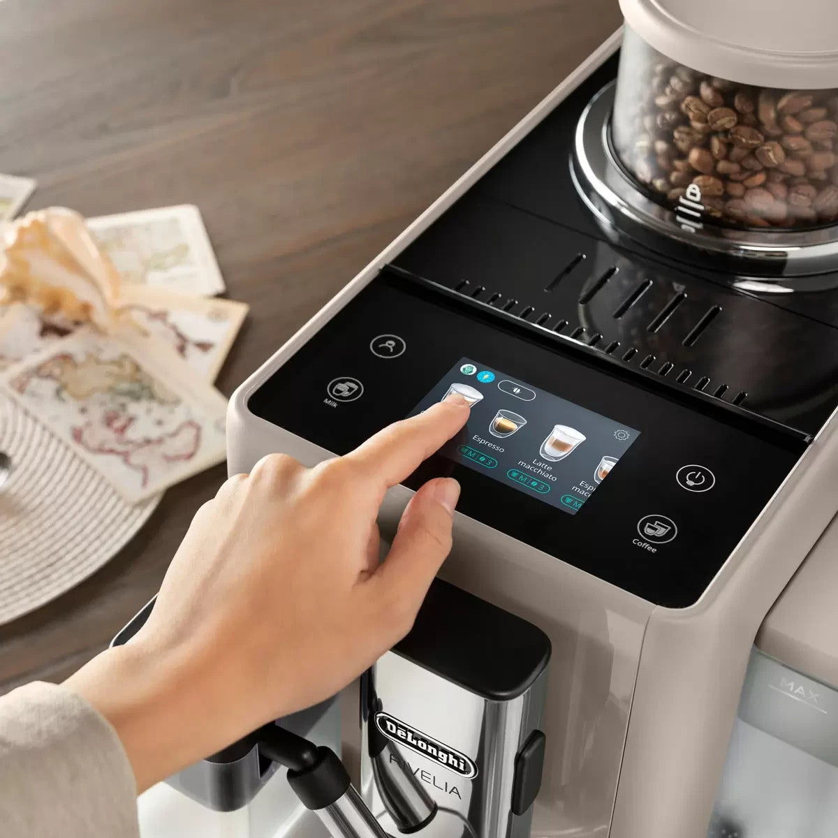 DeLonghi Rivelia Coffee Machine Bean-to-Cup in Beige EXAM450.55.BG De’longhi