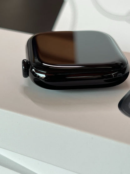 APPLE Watch Series 10 46 mm Jet Black Al Case with Black Sport Band, M/L GPS