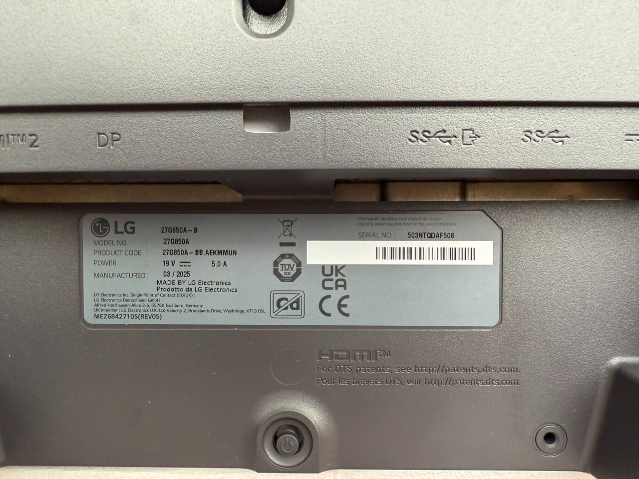 LG UltraGear 27 Inch 4K Ultra HD 240Hz IPS Gaming Monitor, 27G850A-B LG UltraGea