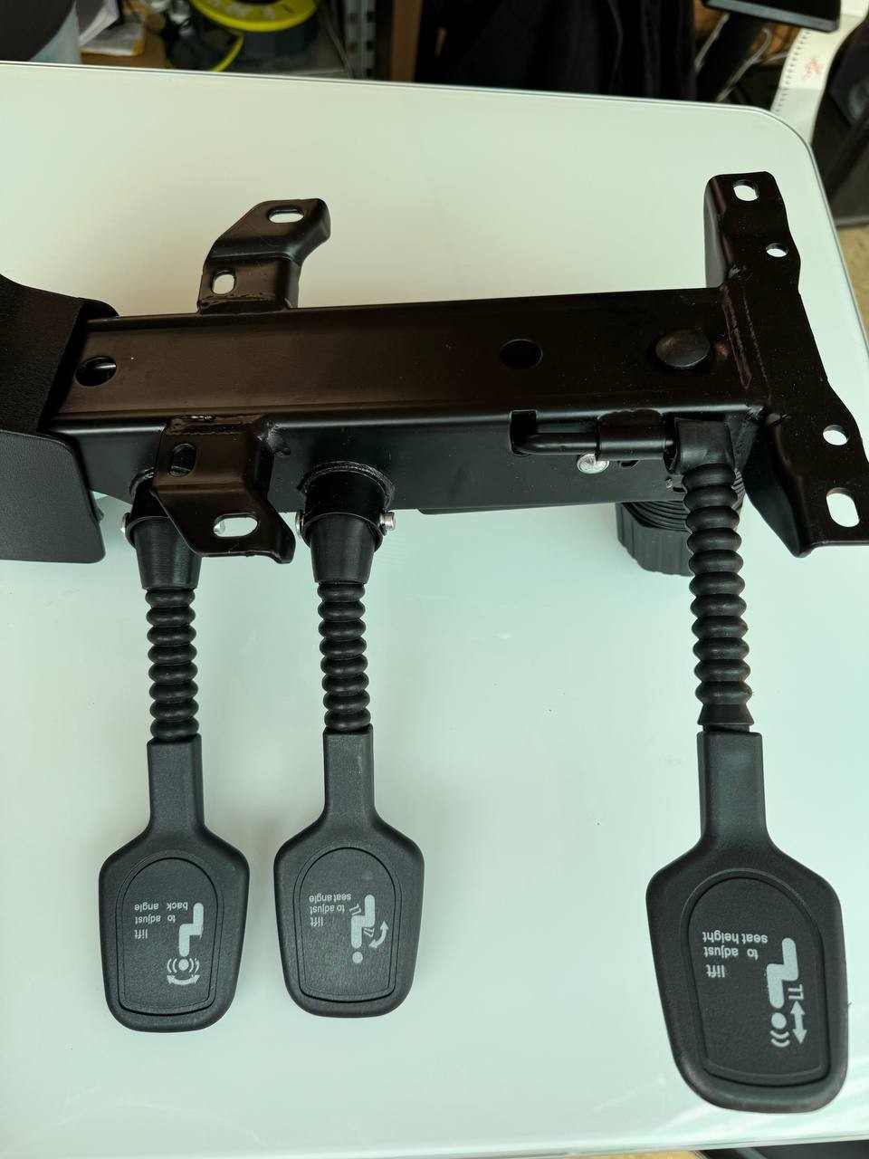 Senza Ergonomic Asynchro Task Chair, Black