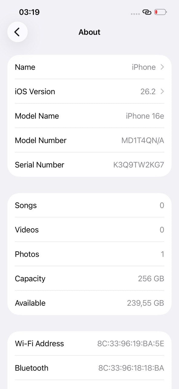 Apple iPhone 16e 256GB Sim Free Mobile Phone in Black, MD1T4QN/A - 82 Cycles