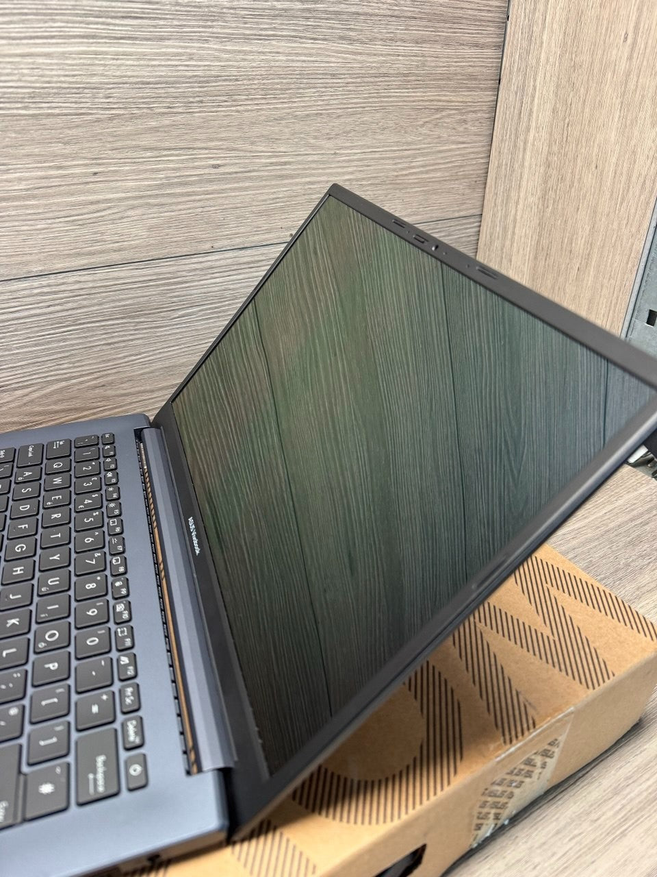 ASUS VivoBook Pro 14 OLED K3400PH-KM134W i5 512GB SSD NVIDIA GTX 1650 Iris XE