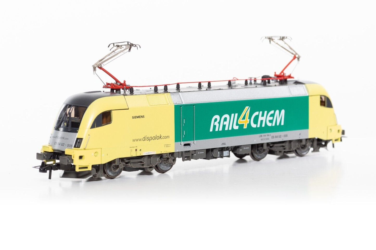 ROCO 63678 ES 64 U2-005 RAIL4CHEM TAURUS ELECTRIC LOCOMOTIVE