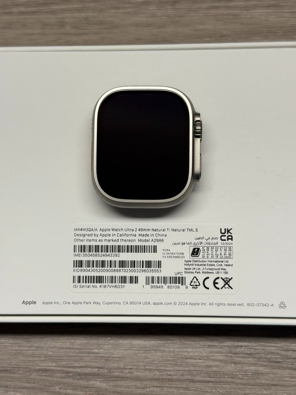 Apple Watch Ultra 2 GPS + Cellular 49mm Natural Titanium Milanese Loop -Small