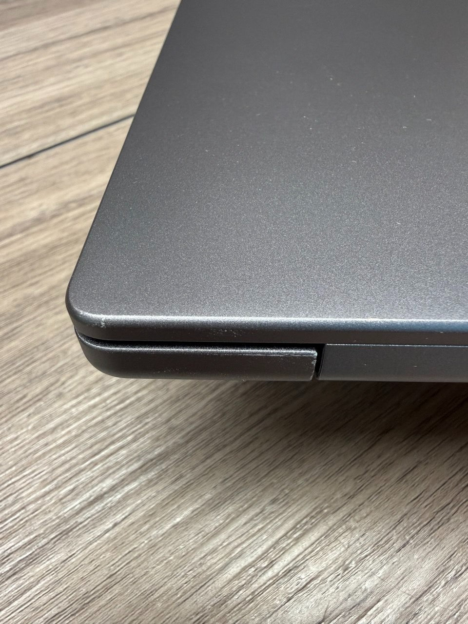 Lenovo IdeaPad Pro 5 Core Ultra 5 24GB RAM 1TB SSD 16 In OLED Laptop 83JM0039UK