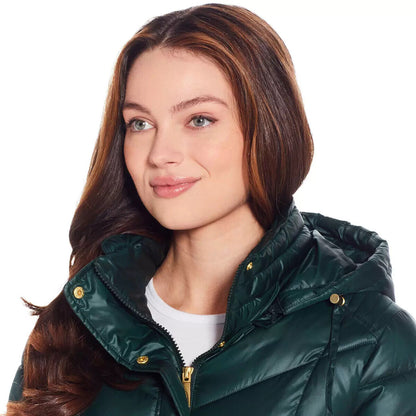 Weatherproof Lightweight Ladies Walker Coat in Green