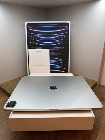 Apple iPad Pro 6th Gen 12.9" 2022 M2 - 128GB WiFi & Cellular 5G Unlocked -Silver