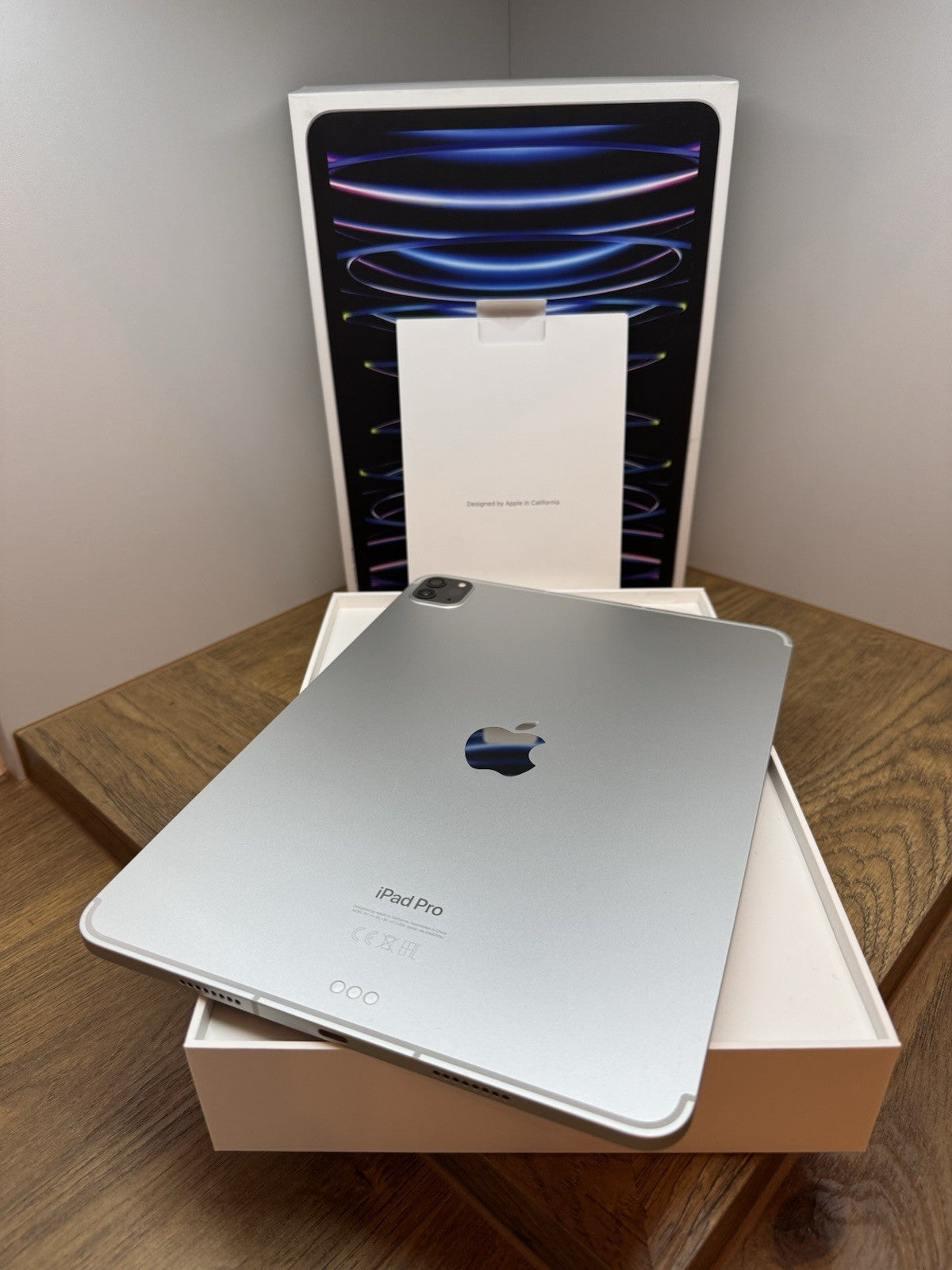 Apple iPad Pro 4th Gen 2022, 11'' WiFi + Cellular 2TB in Silver MNYM3B/A NEW VAT